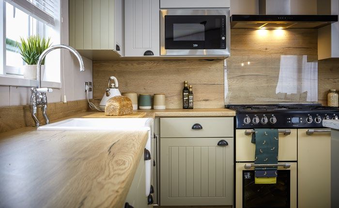 Kitchen with range cooker